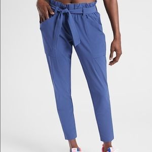 Athlete blue skyline pants